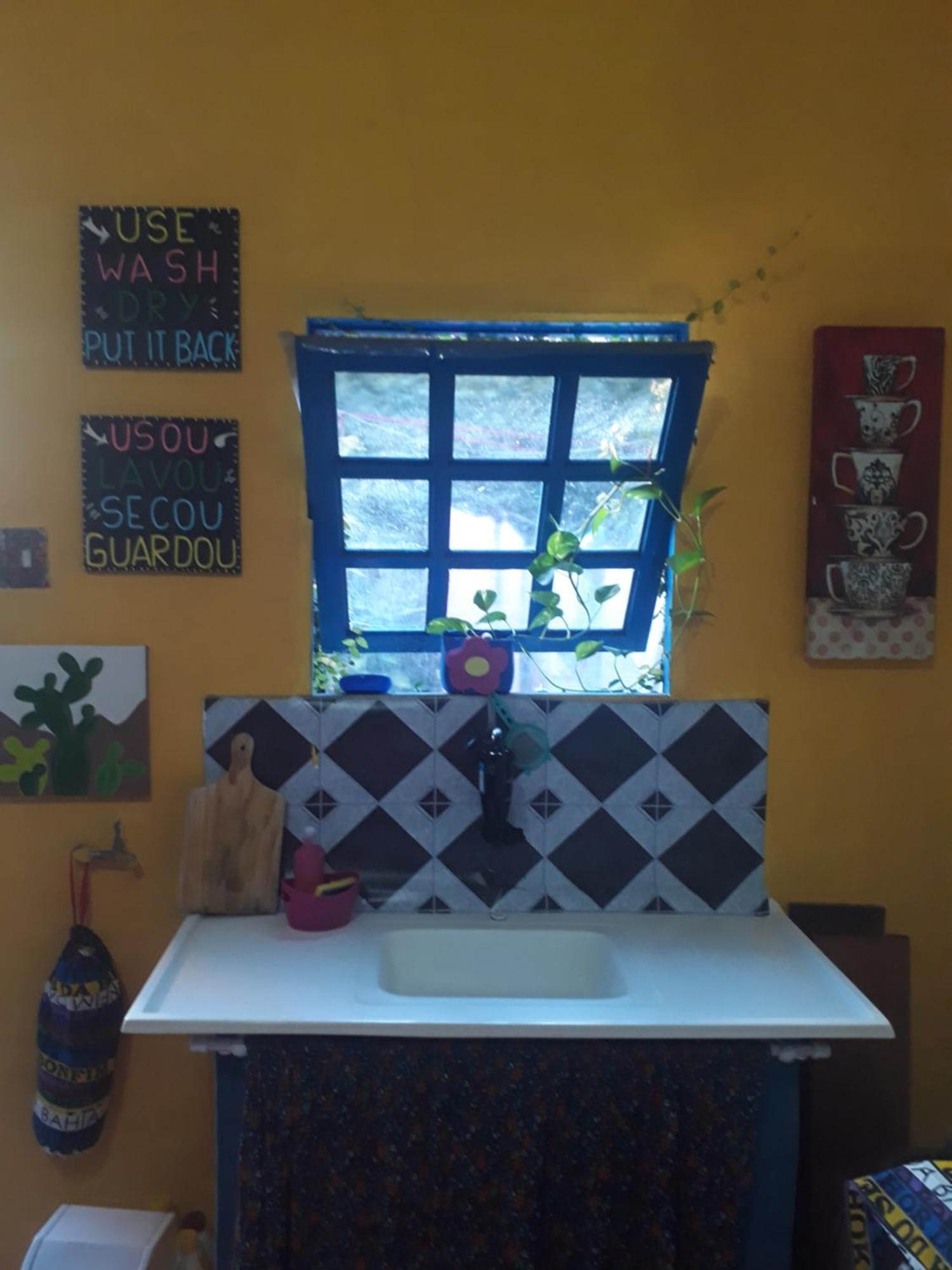 Perto Do Aeroporto De Salvador - Dona Pitanga Hostel Лауро де Фрейтас Екстериор снимка