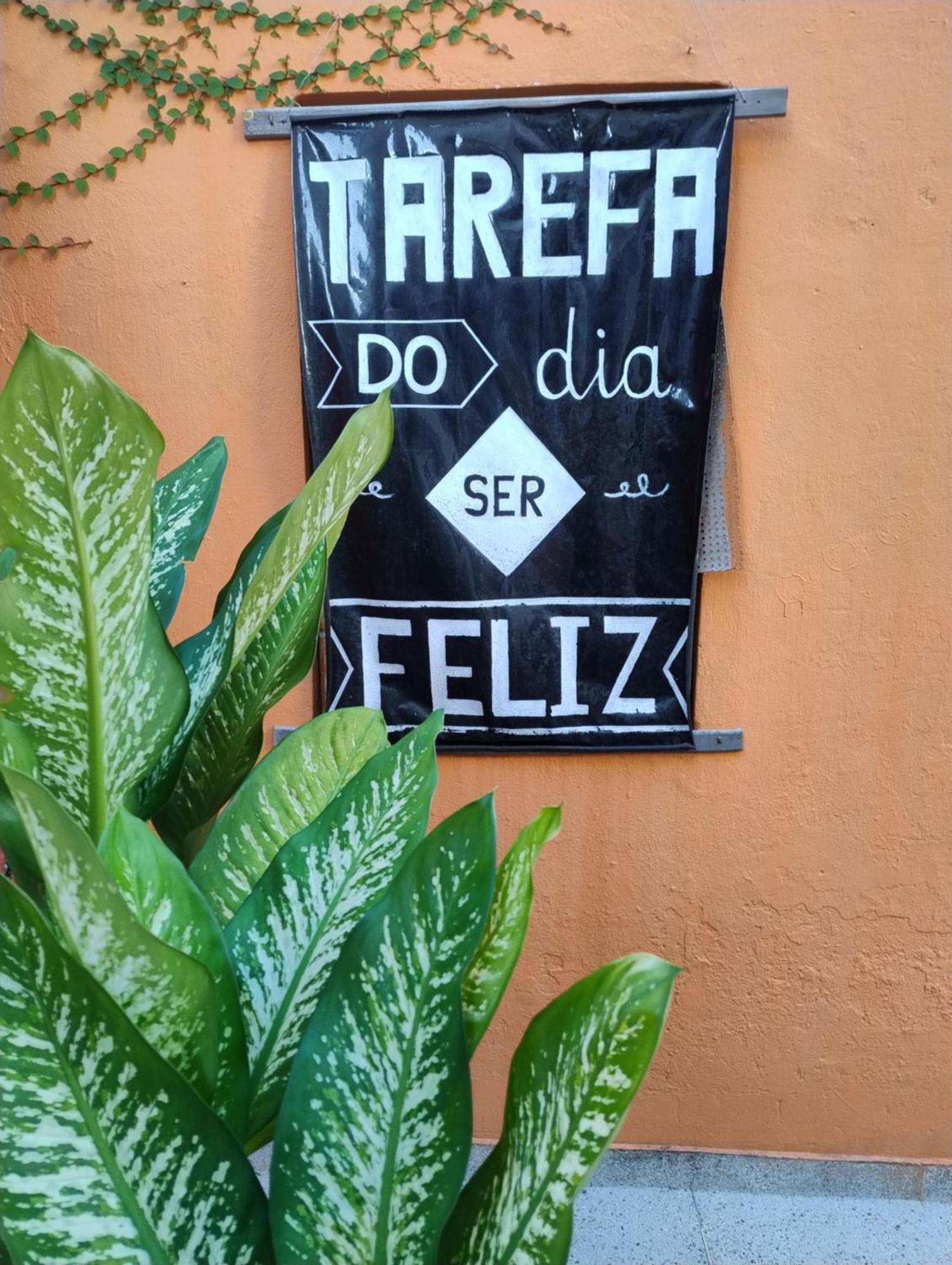 Perto Do Aeroporto De Salvador - Dona Pitanga Hostel Лауро де Фрейтас Екстериор снимка
