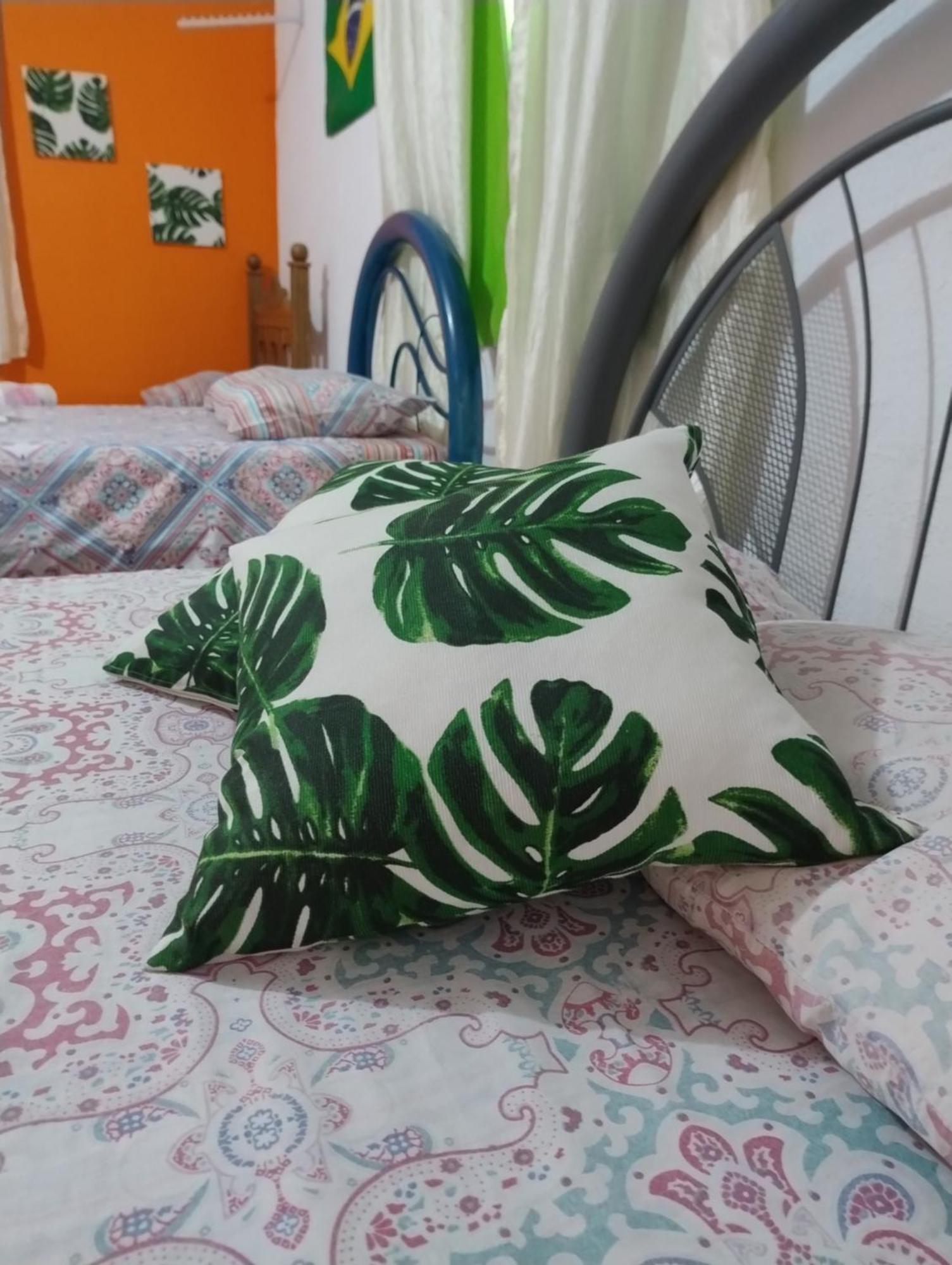 Perto Do Aeroporto De Salvador - Dona Pitanga Hostel Лауро де Фрейтас Екстериор снимка