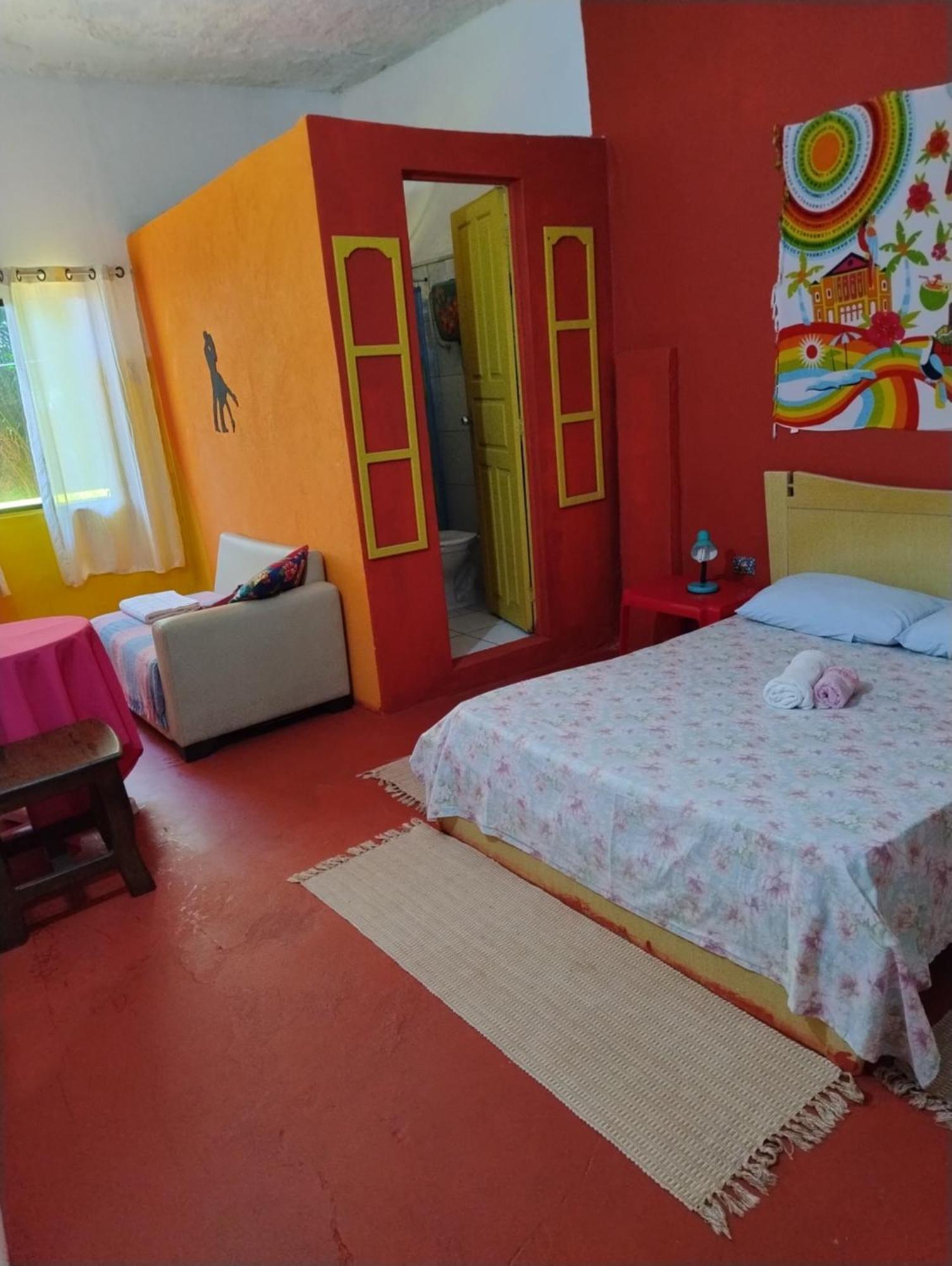 Perto Do Aeroporto De Salvador - Dona Pitanga Hostel Лауро де Фрейтас Екстериор снимка